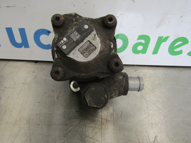 MAN TGS/TGX D2066 POWER STEERING PUMP P/NO 51.47101.6136 - Рулевое управление для Грузовиков: фото 1 MAN TGS/TGX D2066 POWER STEERING PUMP P/NO 51.47101.6136 - Рулевое управление для Грузовиков: фото 1