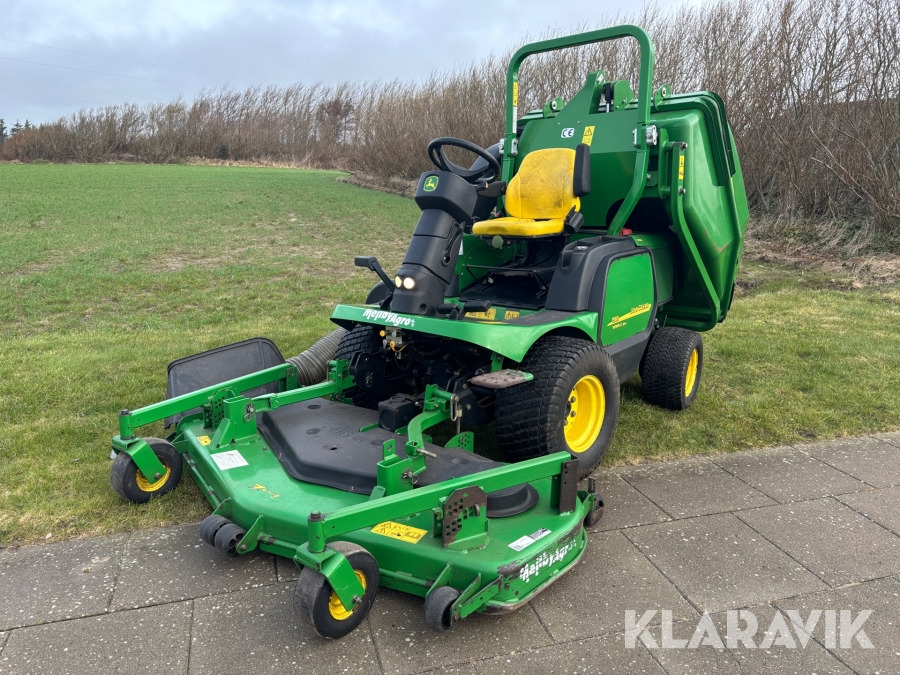 Газонокосилка Græsslåmaskine John Deere 1565 series ll 4WD: фото 1