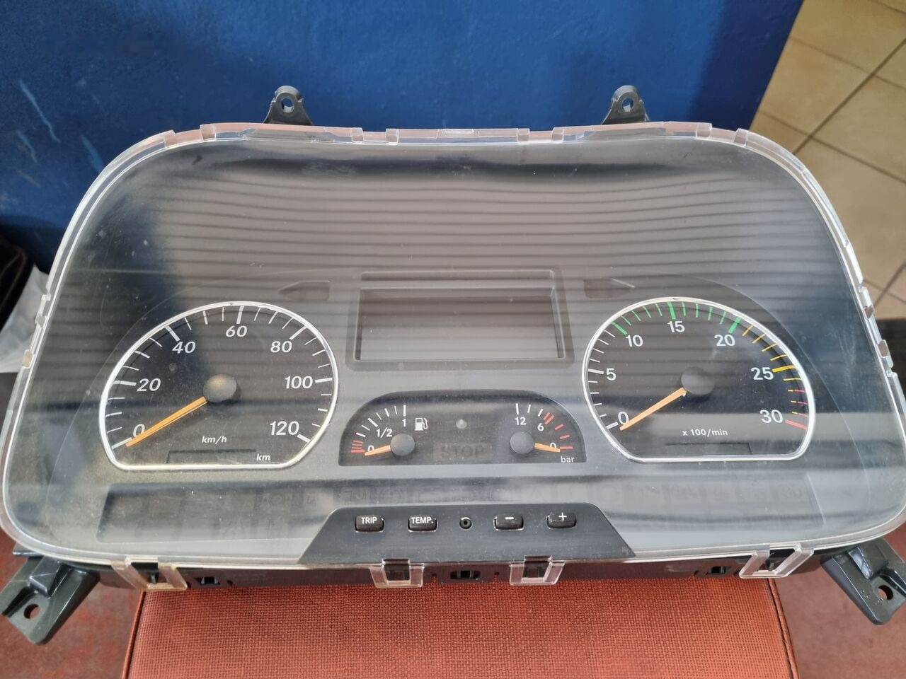 Daimler-Benz AXOR EURO 5 A0054468321 Mercedes-Benz AXOR EURO 5 - Приборная панель для Грузовиков: фото 1 Daimler-Benz AXOR EURO 5 A0054468321 Mercedes-Benz AXOR EURO 5 - Приборная панель для Грузовиков: фото 1