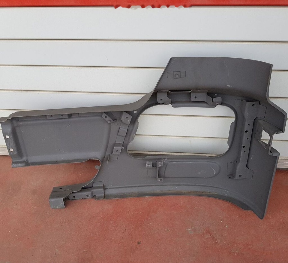 Mercedes-Benz A 940 880 04 70 Mercedes-Benz ATEGO truck - Бампер для Грузовиков: фото 1 Mercedes-Benz A 940 880 04 70 Mercedes-Benz ATEGO truck - Бампер для Грузовиков: фото 1