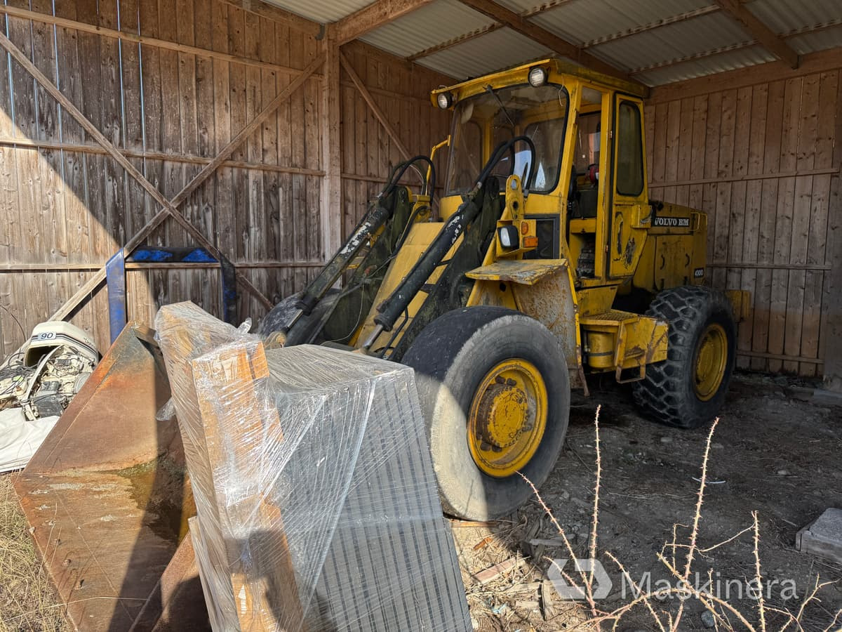 Hjullastare Volvo BM 4300 Renoveringsobjekt - Колёсный погрузчик: фото 1 Hjullastare Volvo BM 4300 Renoveringsobjekt - Колёсный погрузчик: фото 1