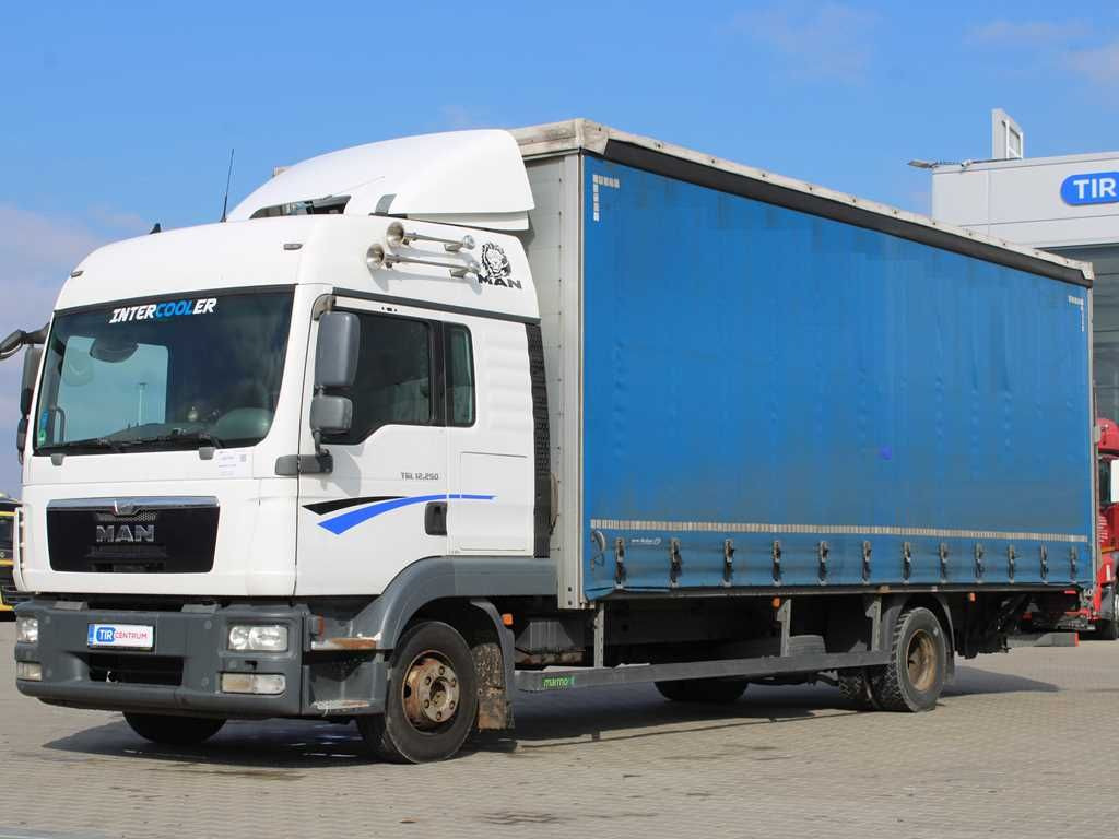 MAN TGL 12.250 , EURO 5, TAIL LIFT - Тентованный грузовик: фото 1 MAN TGL 12.250 , EURO 5, TAIL LIFT - Тентованный грузовик: фото 1