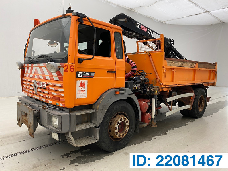 Renault G210 - Самосвал, Автоманипулятор: фото 1 Renault G210 - Самосвал, Автоманипулятор: фото 1