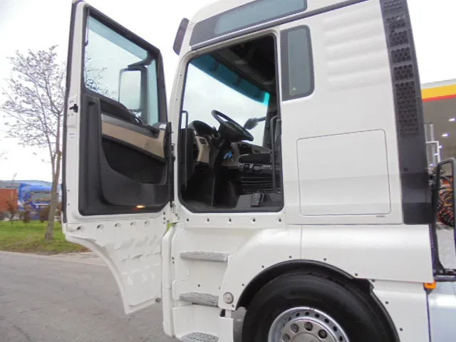 MAN TGX 26.500 6X2 EUR6 в лизинг MAN TGX 26.500 6X2 EUR6: фото 7