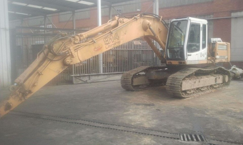 LIEBHERR R914LI S/N: 681-8569 (2001) Y S/N: 6406265 (1999) - Гусеничный экскаватор: фото 1 LIEBHERR R914LI S/N: 681-8569 (2001) Y S/N: 6406265 (1999) - Гусеничный экскаватор: фото 1