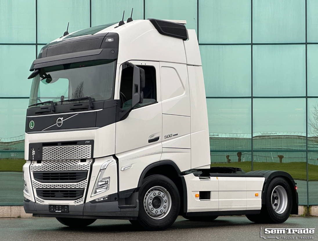 Volvo FH 13.500 Only 248.000 KM Full ADR I-Park Cool 2X Tanks NEW Condition - Тягач: фото 1 Volvo FH 13.500 Only 248.000 KM Full ADR I-Park Cool 2X Tanks NEW Condition - Тягач: фото 1