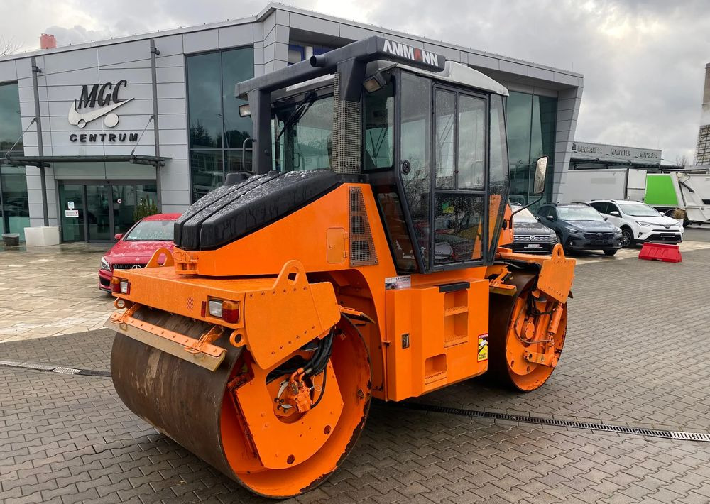 Ammann AV95-2 / WALEC DROGOWY / 1WŁ. / 4408MTH / MOŻLIWOŚĆ TRANSPORTU - Каток: фото 1 Ammann AV95-2 / WALEC DROGOWY / 1WŁ. / 4408MTH / MOŻLIWOŚĆ TRANSPORTU - Каток: фото 1