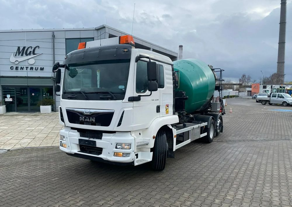 MAN TGM 26.340 / 6X2 / SYPIALKA / EURO6 / 13375L / 1WŁ / TRANSPORT MOZLIWY / PO SERWISIE / BARYVEL - Автобетоносмеситель: фото 1 MAN TGM 26.340 / 6X2 / SYPIALKA / EURO6 / 13375L / 1WŁ / TRANSPORT MOZLIWY / PO SERWISIE / BARYVEL - Автобетоносмеситель: фото 1