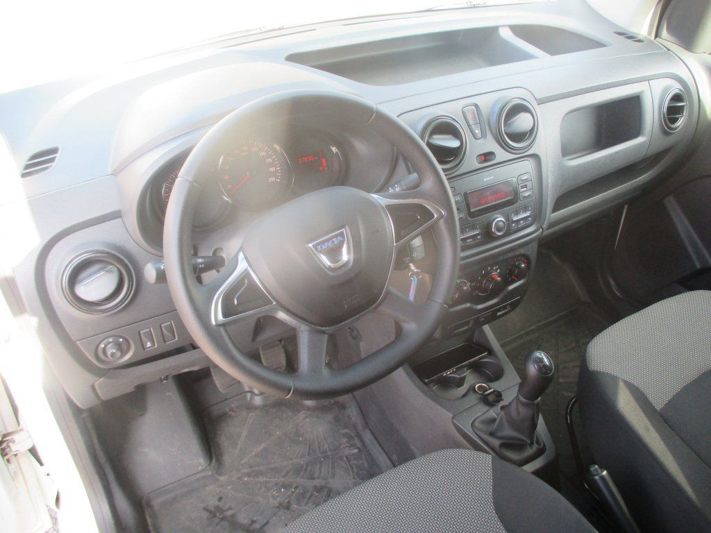 Легковой автомобиль Dacia Izotherm ,1.6i ,Euro 6: фото 15