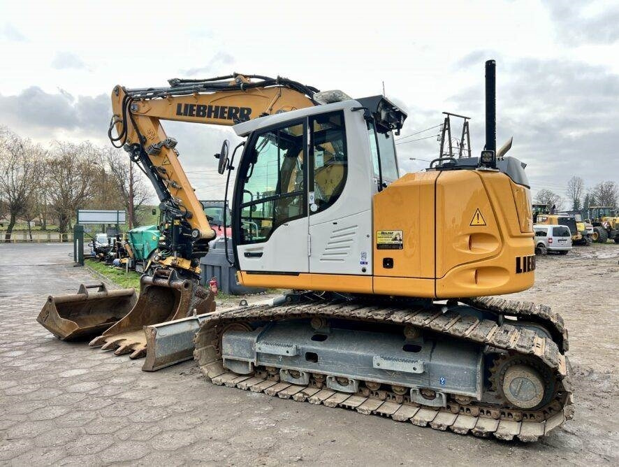 Liebherr R914 Compact STD Comact QC OilQuick Engcon Leica 2 - Гусеничный экскаватор: фото 1 Liebherr R914 Compact STD Comact QC OilQuick Engcon Leica 2 - Гусеничный экскаватор: фото 1