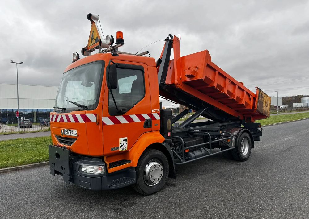 Renault Midlum 220DCi Hakowiec 2005 r. Wywrotka Solarka Specjalny Pług Kompletny Zestaw Do Odśnieżania - Крюковой мультилифт: фото 1 Renault Midlum 220DCi Hakowiec 2005 r. Wywrotka Solarka Specjalny Pług Kompletny Zestaw Do Odśnieżania - Крюковой мультилифт: фото 1