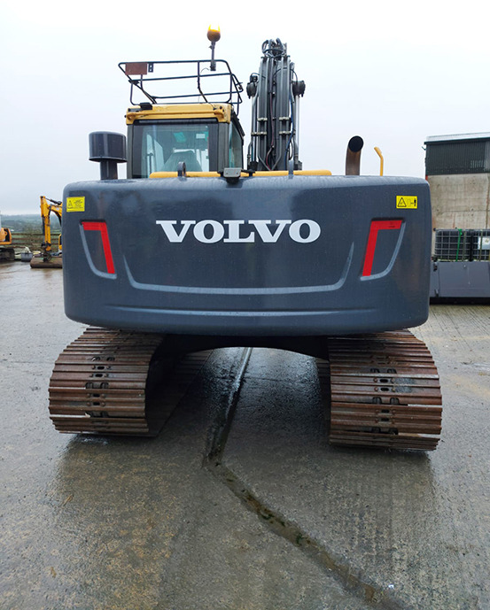 Volvo EC140CL - Экскаватор: фото 1 Volvo EC140CL - Экскаватор: фото 1