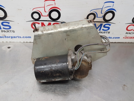 Ford 10, 600, Tw Ser 6610 Q Cab Wiper Motor D9nn17b571ab, D9nn17485ba,d5nn17504a - Щетка стеклоочистителя: фото 1 Ford 10, 600, Tw Ser 6610 Q Cab Wiper Motor D9nn17b571ab, D9nn17485ba,d5nn17504a - Щетка стеклоочистителя: фото 1