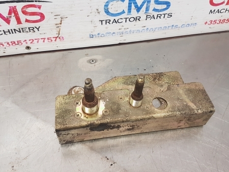 Ford 7840, 6640, 8360, 8160, Tm150 Wiper Motor Support 82024730, F0nn94031n75ab - Щетка стеклоочистителя для Тракторов: фото 1 Ford 7840, 6640, 8360, 8160, Tm150 Wiper Motor Support 82024730, F0nn94031n75ab - Щетка стеклоочистителя для Тракторов: фото 1