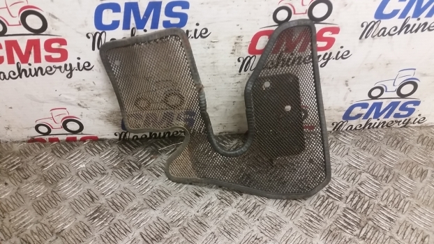 Landini Mythos Series 115 Grill Panel 2. Please Check The Photos. - Решётка радиатора для Тракторов: фото 1 Landini Mythos Series 115 Grill Panel 2. Please Check The Photos. - Решётка радиатора для Тракторов: фото 1