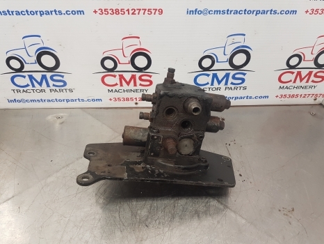Massey Ferguson 5455 Wet Clutch Pressure Valve 3795681m14 - Сцепление и запчасти для Тракторов: фото 1 Massey Ferguson 5455 Wet Clutch Pressure Valve 3795681m14 - Сцепление и запчасти для Тракторов: фото 1