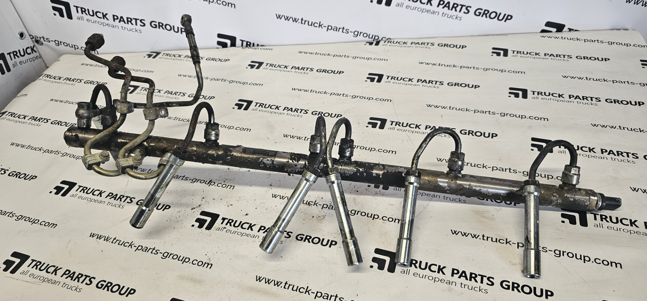 Mercedes Benz Actros MP4 EURO 5, EURO 6, EURO5, EURO6 pressure reservoir fuel distributor by BOSCH 0445226088, 4710780245, pressure limiting valve 4720780349, 4720780849, 4720781249, pressure sensor i - Топливная система для Грузовиков: фото 1 Mercedes Benz Actros MP4 EURO 5, EURO 6, EURO5, EURO6 pressure reservoir fuel distributor by BOSCH 0445226088, 4710780245, pressure limiting valve 4720780349, 4720780849, 4720781249, pressure sensor i - Топливная система для Грузовиков: фото 1