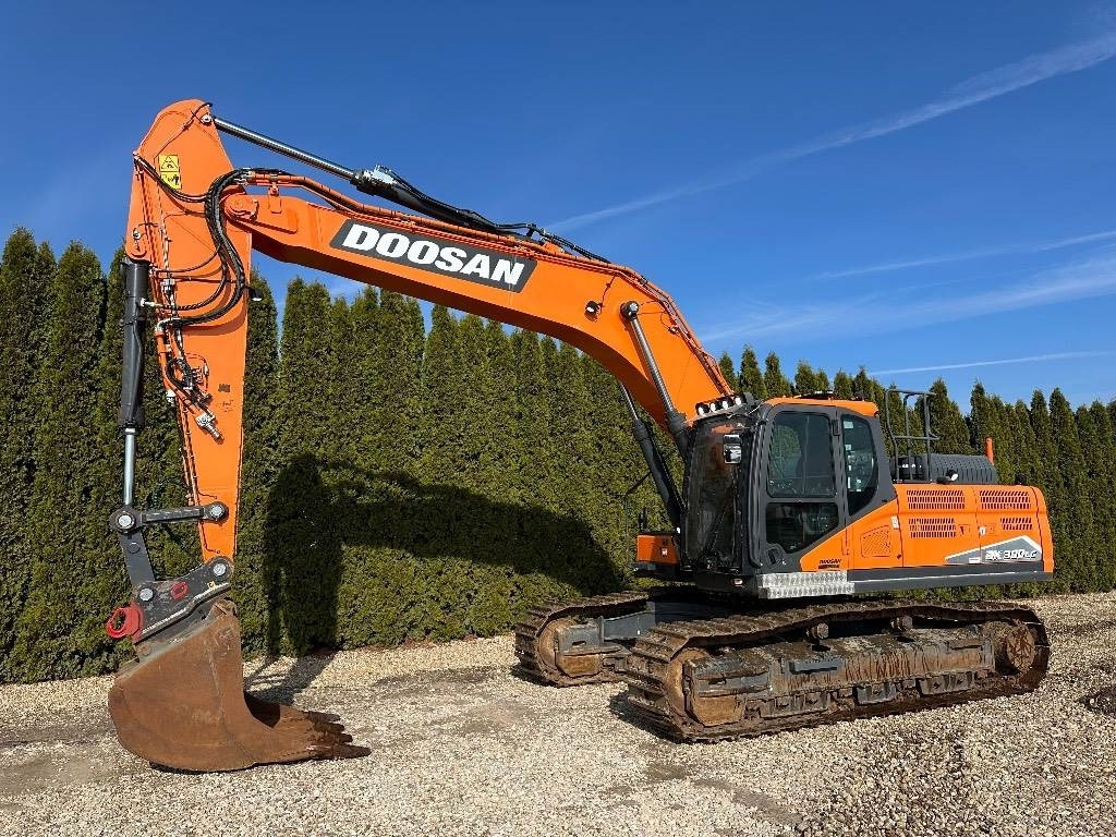 Doosan DX 300 LC-7 - Гусеничный экскаватор: фото 1 Doosan DX 300 LC-7 - Гусеничный экскаватор: фото 1