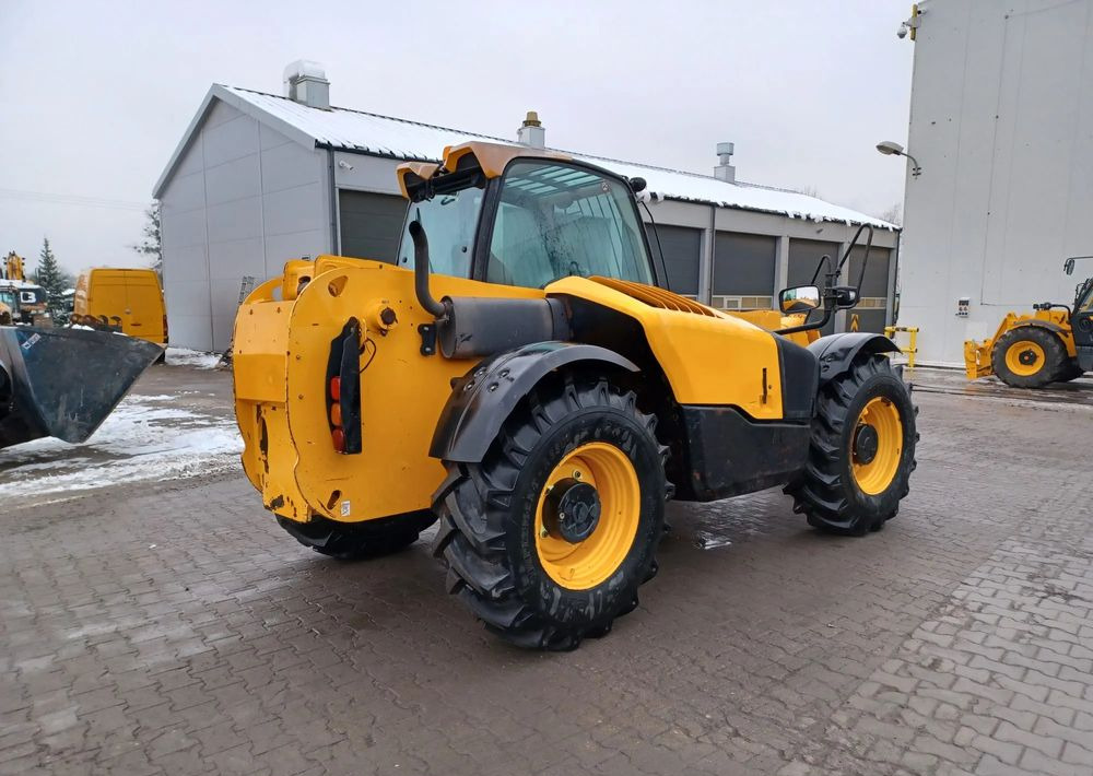 Телескопический погрузчик JCB 531-70: фото 7