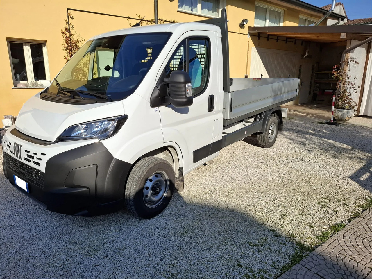 FIAT DUCATO MAXI L4 SERIE 9 - Малотоннажный бортовой грузовик: фото 1 FIAT DUCATO MAXI L4 SERIE 9 - Малотоннажный бортовой грузовик: фото 1
