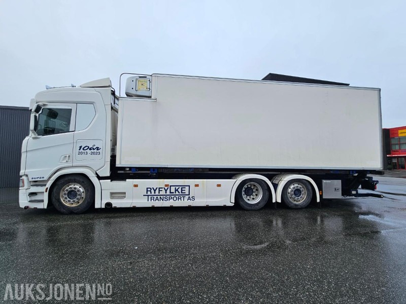 2017 Scania R450 Kjølebil - Kjølecontainer - Грузовик с закрытым кузовом: фото 1 2017 Scania R450 Kjølebil - Kjølecontainer - Грузовик с закрытым кузовом: фото 1