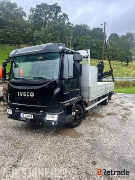 2017 Iveco Eurocargo planbil med kran. 188350 km. - Грузовик: фото 1 2017 Iveco Eurocargo planbil med kran. 188350 km. - Грузовик: фото 1