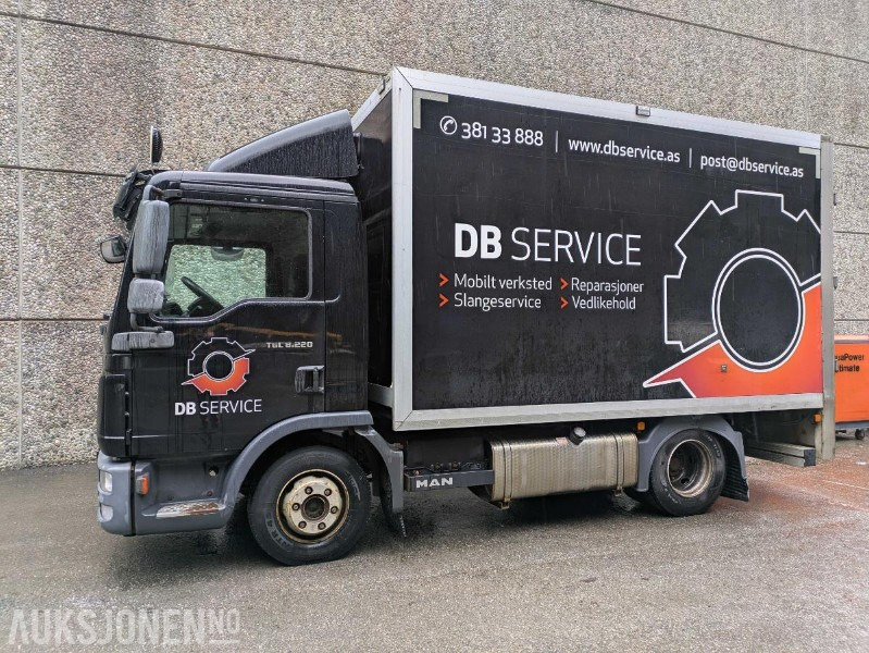 MAN Servicelastebil / Mobilt verksted | NY EU! | Innredning | Forsterket skap - Грузовик с закрытым кузовом: фото 1 MAN Servicelastebil / Mobilt verksted | NY EU! | Innredning | Forsterket skap - Грузовик с закрытым кузовом: фото 1