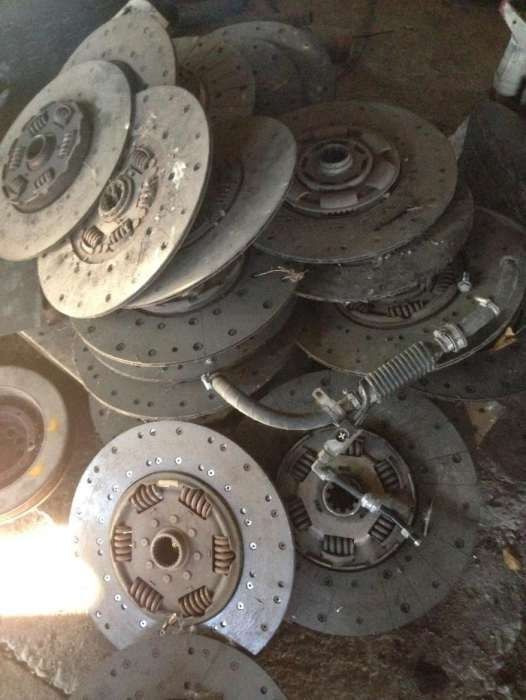 Kit ambreaj tir second hand de vanzare DAF - Диск сцепления для Грузовиков: фото 1 Kit ambreaj tir second hand de vanzare DAF - Диск сцепления для Грузовиков: фото 1
