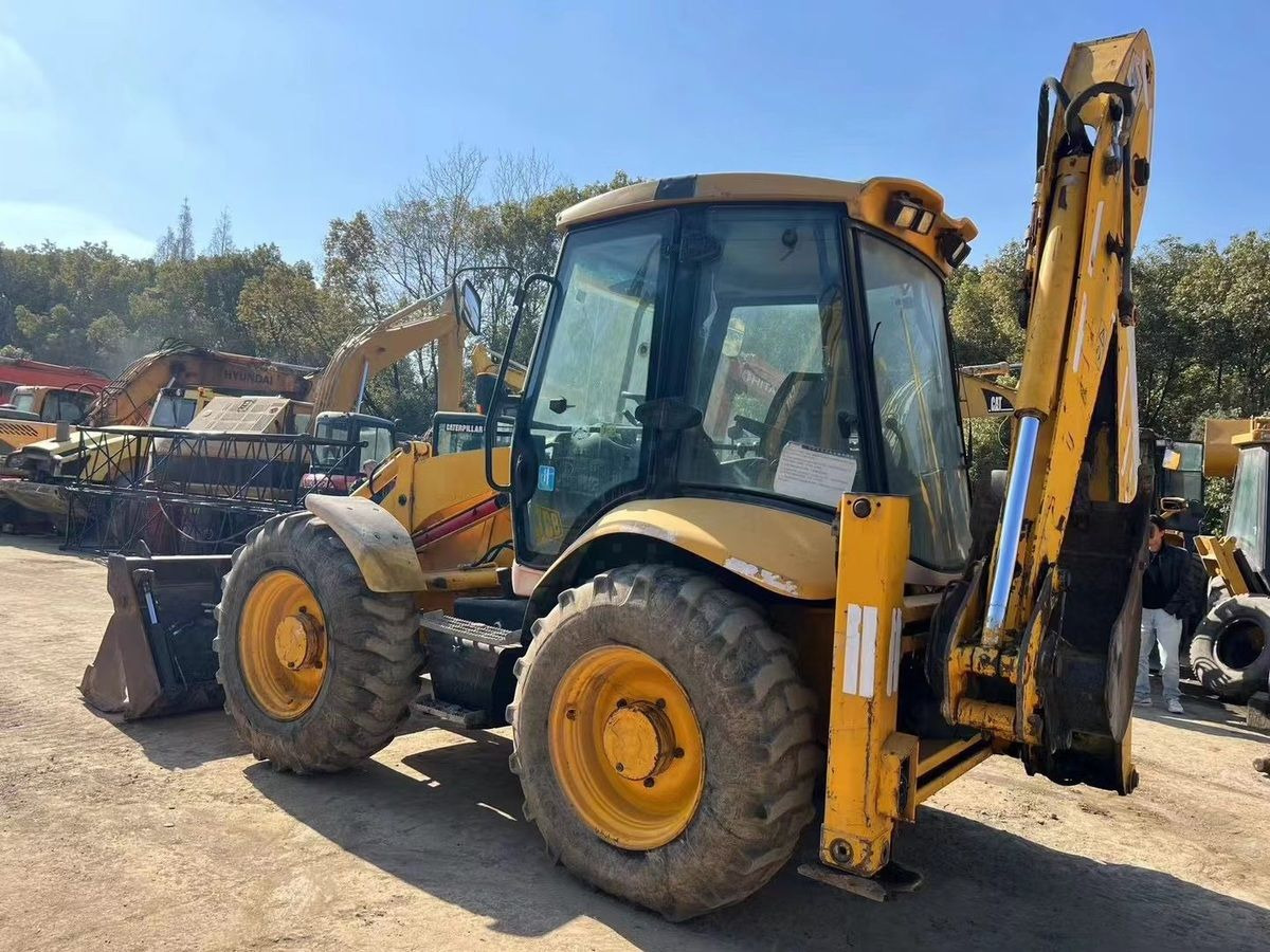 JCB 4cx - Экскаватор-погрузчик: фото 1 JCB 4cx - Экскаватор-погрузчик: фото 1