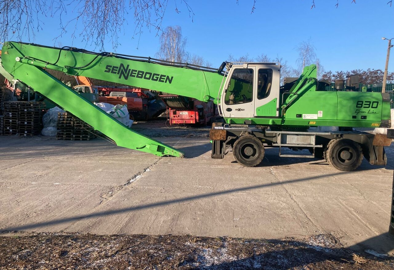 Sennebogen 830 - Перегружатель: фото 1 Sennebogen 830 - Перегружатель: фото 1