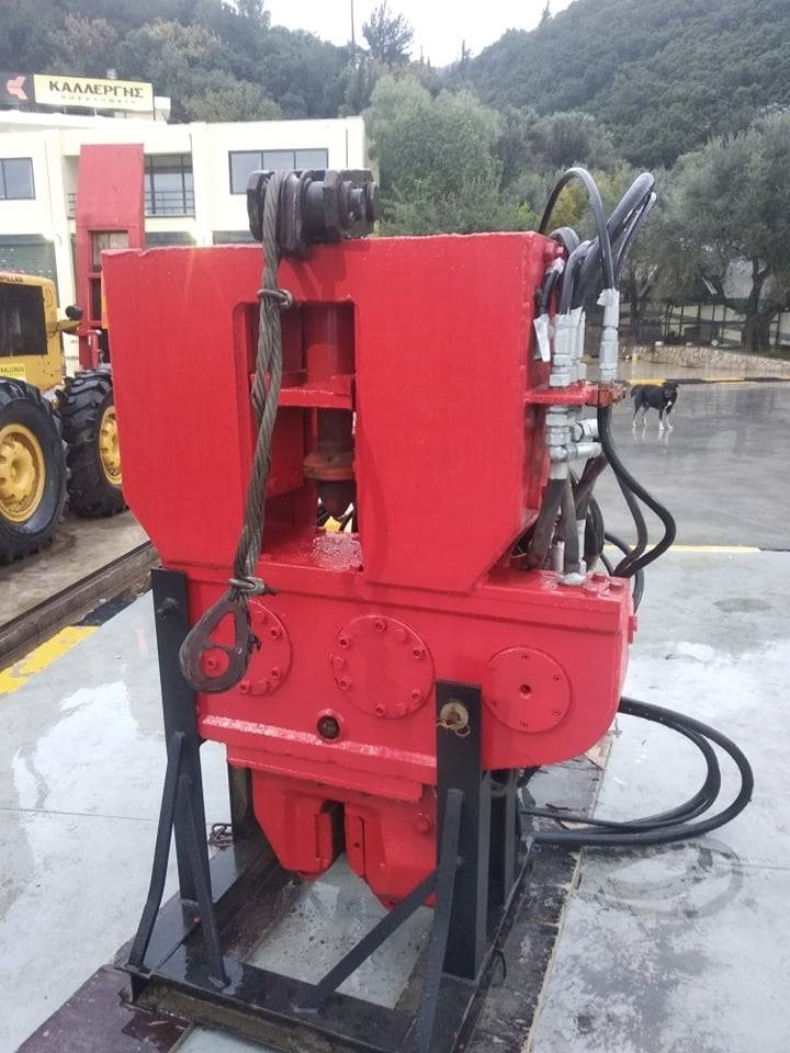 CAT MS-A82 - Гусеничный экскаватор: фото 1 CAT MS-A82 - Гусеничный экскаватор: фото 1