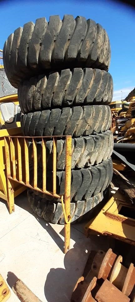 Goodyear 14.00-24 - Шина для Строительной техники: фото 1 Goodyear 14.00-24 - Шина для Строительной техники: фото 1