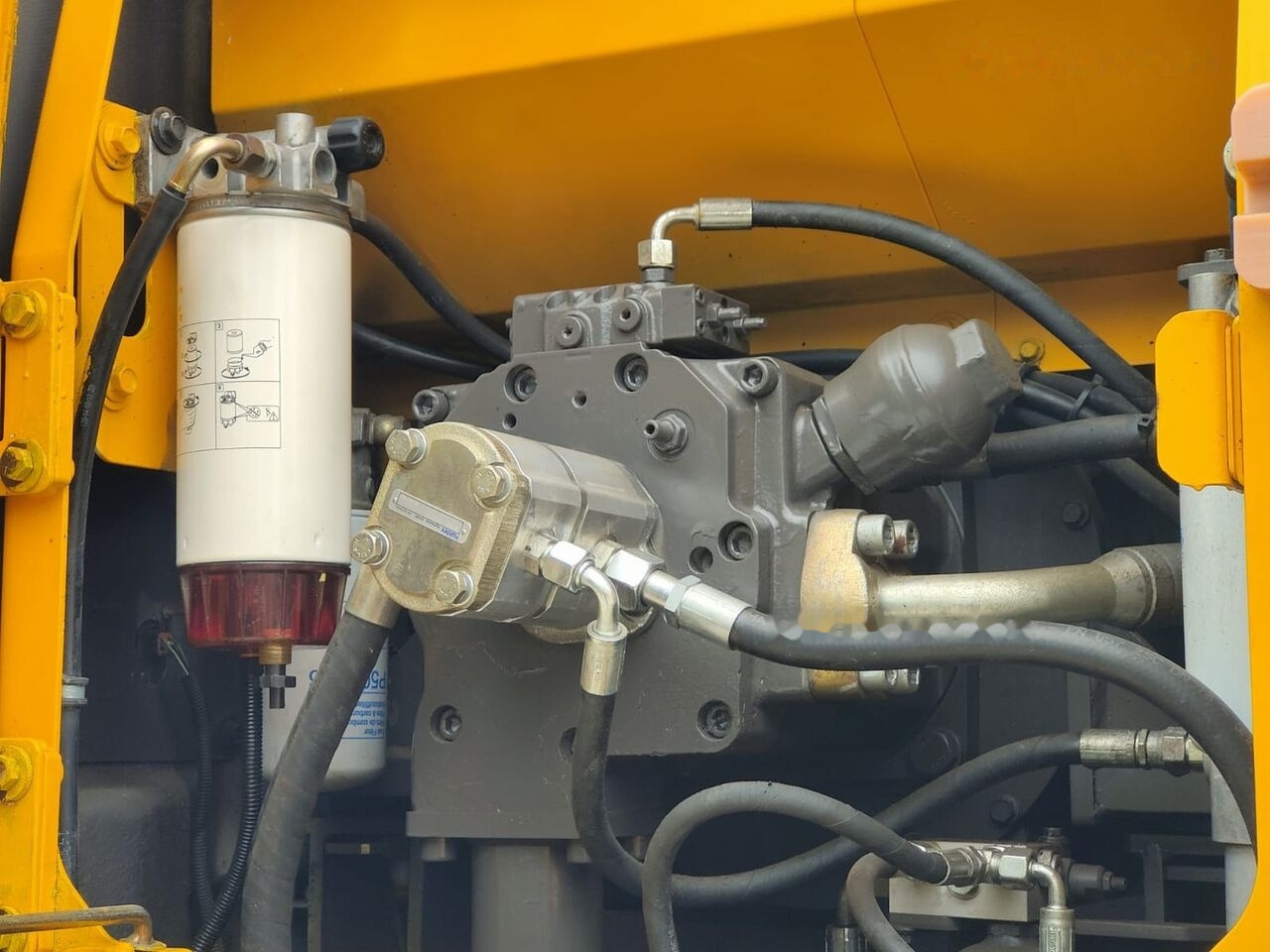 Volvo EW180C Koparka przeładunkowa 753 H LIKE NEW - Колёсный экскаватор: фото 1 Volvo EW180C Koparka przeładunkowa 753 H LIKE NEW - Колёсный экскаватор: фото 1