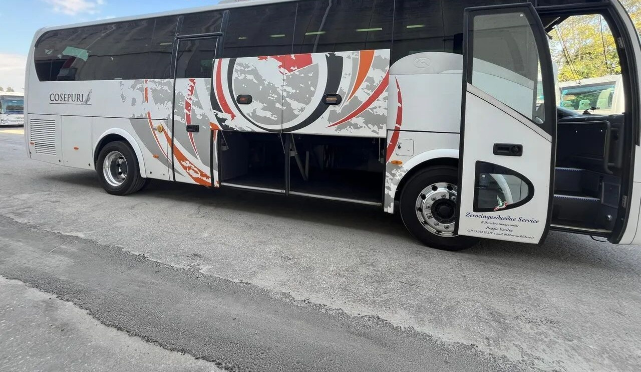 King Long XMQ6996 - Туристический автобус: фото 1 King Long XMQ6996 - Туристический автобус: фото 1