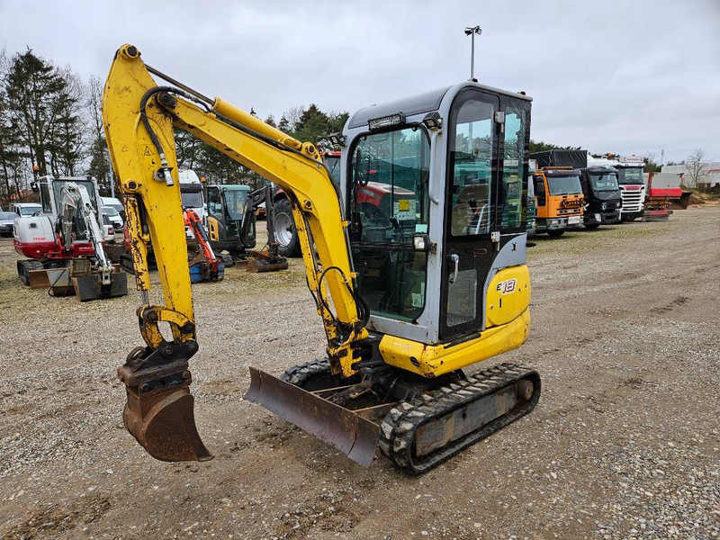 New Holland E 18 C Minigraver - Мини-экскаватор: фото 1 New Holland E 18 C Minigraver - Мини-экскаватор: фото 1