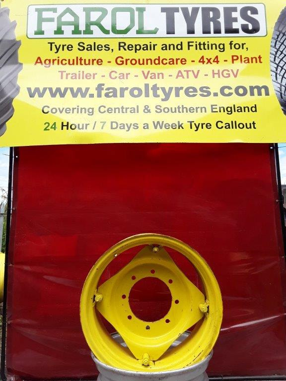 10X24 Used John Deere Rim - Колесный диск для Сельскохозяйственной техники: фото 1 10X24 Used John Deere Rim - Колесный диск для Сельскохозяйственной техники: фото 1