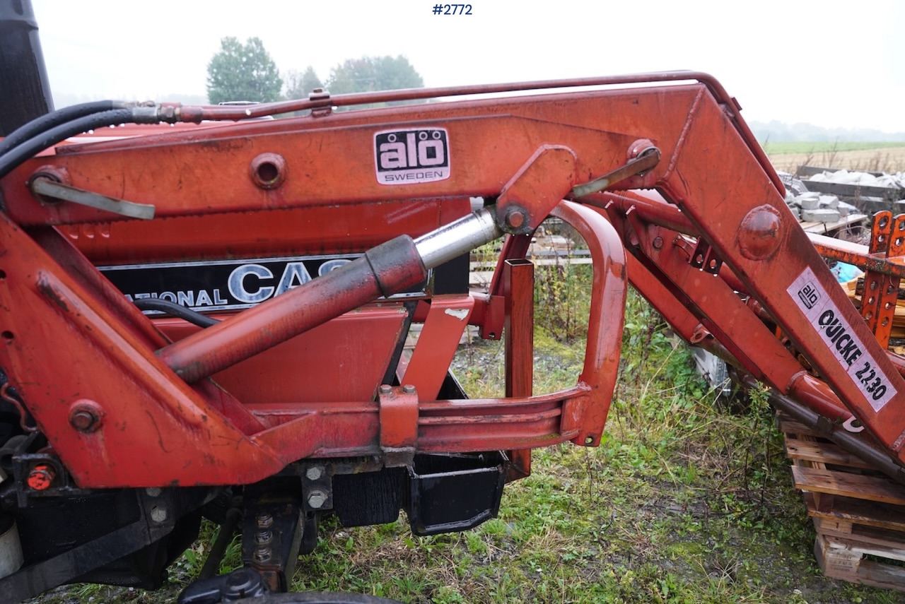 Трактор 1989 Case International 585 XL w/ Quicke Loader: фото 29