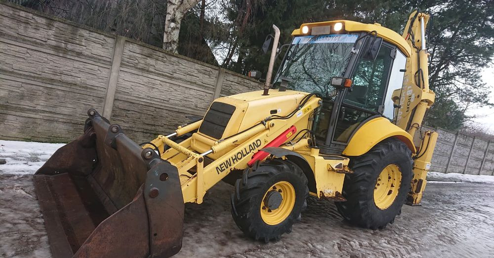 New Holland - Экскаватор-погрузчик: фото 1 New Holland - Экскаватор-погрузчик: фото 1