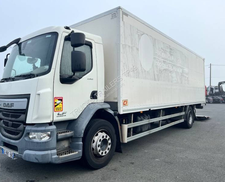 DAF LF 280 - Грузовик с закрытым кузовом: фото 1 DAF LF 280 - Грузовик с закрытым кузовом: фото 1