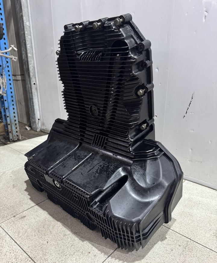 Mercedes-Benz Atego III E6 OM934 A934010XXXX Mercedes-Benz Atego III E6 OM934 - Картер для Грузовиков: фото 1 Mercedes-Benz Atego III E6 OM934 A934010XXXX Mercedes-Benz Atego III E6 OM934 - Картер для Грузовиков: фото 1