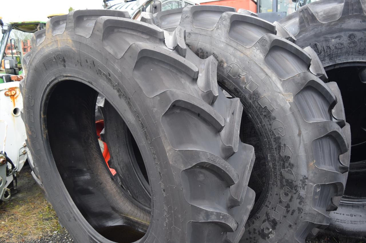 Firestone 460/85R42 - Шина: фото 1 Firestone 460/85R42 - Шина: фото 1