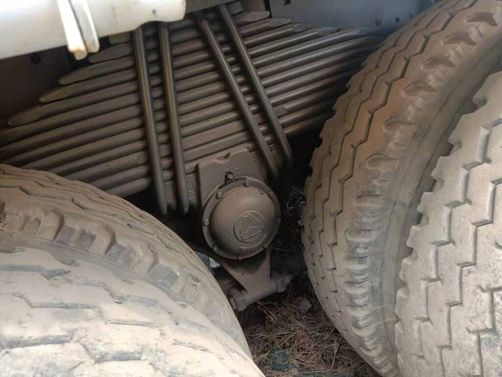 Howo ZZ3257N3647D1 - Грузовик бортовой/ Платформа: фото 1 Howo ZZ3257N3647D1 - Грузовик бортовой/ Платформа: фото 1