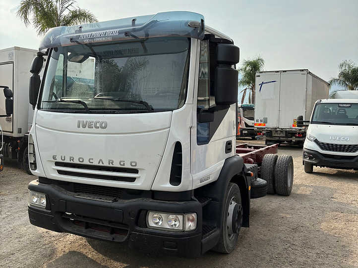Iveco Eurocargo 120e21 - Грузовик-шасси: фото 1 Iveco Eurocargo 120e21 - Грузовик-шасси: фото 1