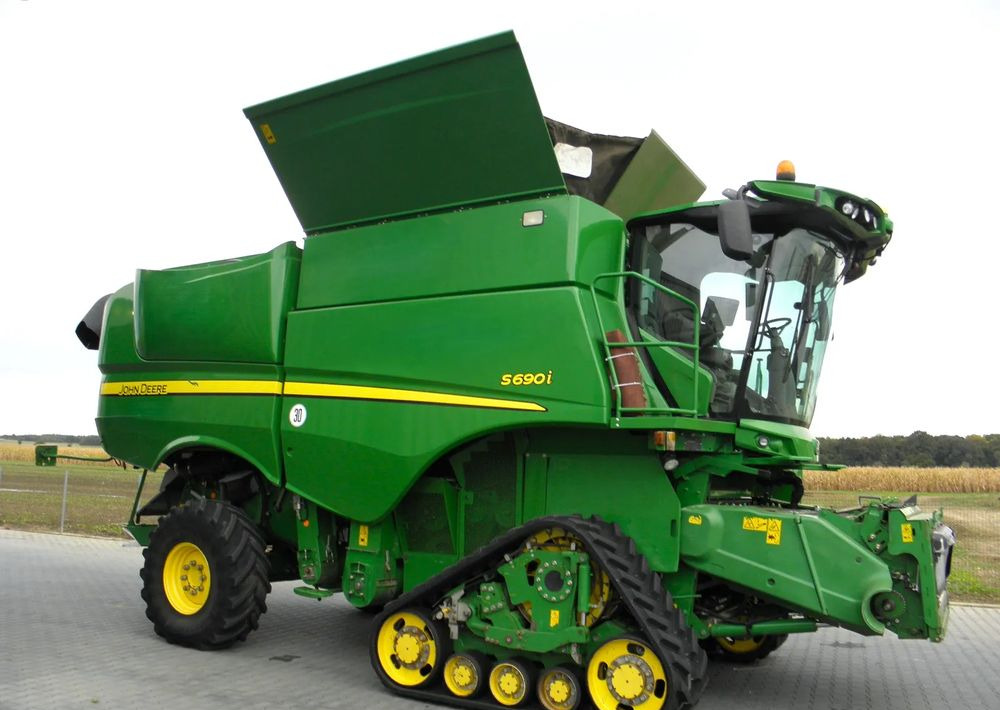 John Deere S 690i 2012 Rok, Nowe Gasienice Camso, Nie Malowany, Stan Idealny - Зерноуборочный комбайн: фото 1 John Deere S 690i 2012 Rok, Nowe Gasienice Camso, Nie Malowany, Stan Idealny - Зерноуборочный комбайн: фото 1