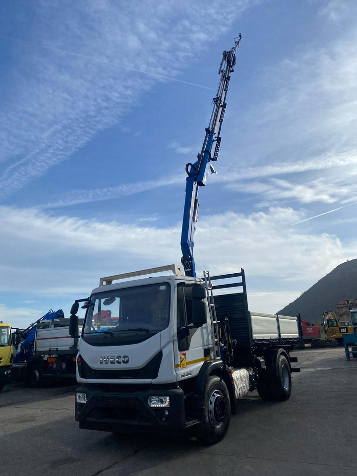 IVECO EUROCARGO 190EL28 - Автоманипулятор: фото 1 IVECO EUROCARGO 190EL28 - Автоманипулятор: фото 1