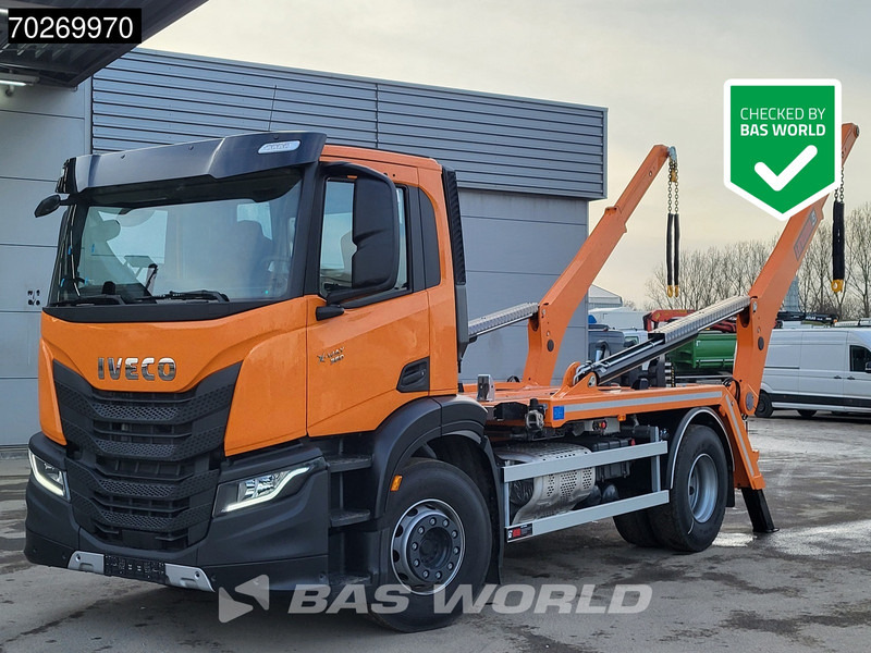 Iveco X-Way 360 4X2 NEW! HIAB 12tons skiploader Automatic Euro 6 - Портальный бункеровоз: фото 1 Iveco X-Way 360 4X2 NEW! HIAB 12tons skiploader Automatic Euro 6 - Портальный бункеровоз: фото 1