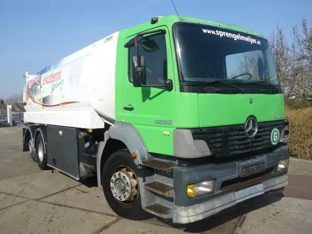 Mercedes-Benz Atego 2528 18000 liter manual gearbox - Грузовик-цистерна: фото 1 Mercedes-Benz Atego 2528 18000 liter manual gearbox - Грузовик-цистерна: фото 1