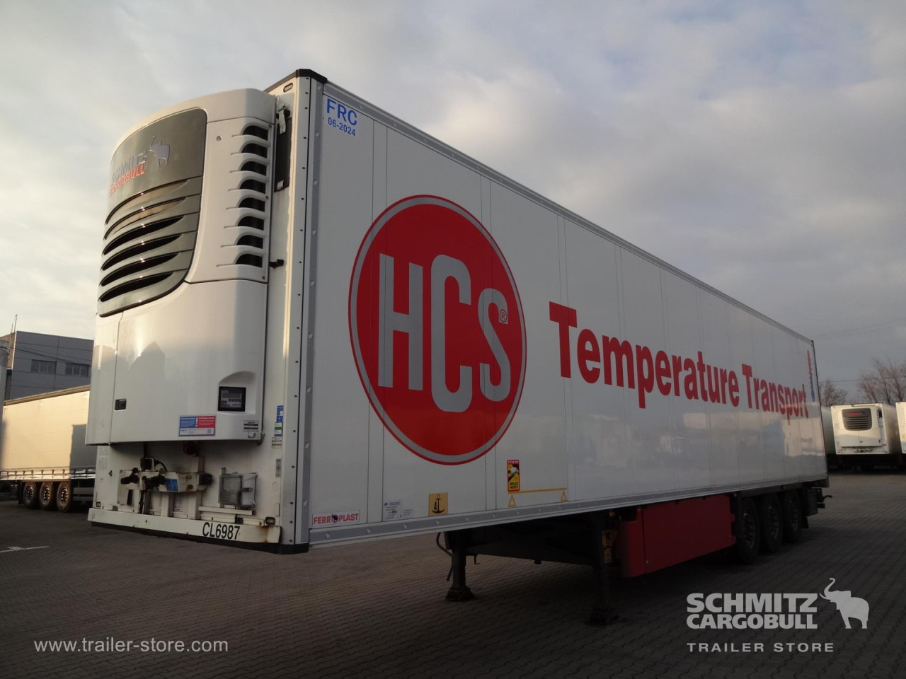 SCHMITZ Reefer Standard Double deck - Изотермический полуприцеп: фото 1 SCHMITZ Reefer Standard Double deck - Изотермический полуприцеп: фото 1