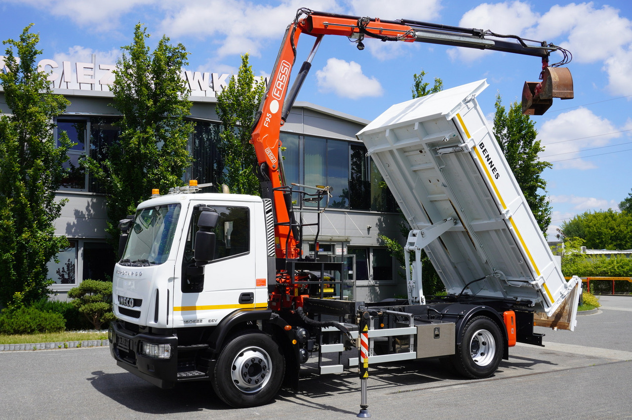 IVECO Eurocargo 160E22 EEV Dump truck / Bortmatic / Crane FASSI F95A.0.22 - Грузовик бортовой/ Платформа, Автоманипулятор: фото 1 IVECO Eurocargo 160E22 EEV Dump truck / Bortmatic / Crane FASSI F95A.0.22 - Грузовик бортовой/ Платформа, Автоманипулятор: фото 1