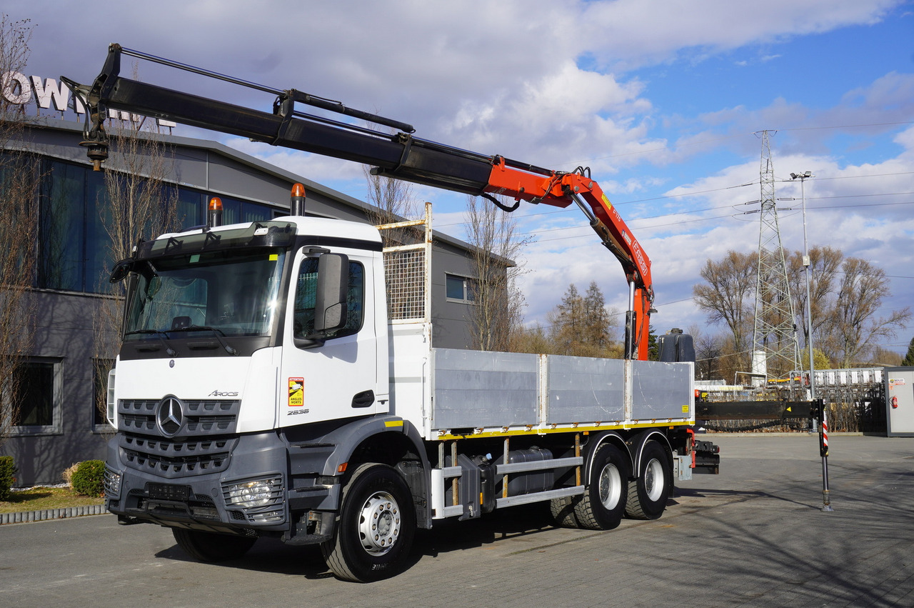 MERCEDES-BENZ AROCS 2636 Flatbed / HDS FASSI F175 7.7 T / 150,000 km - Автоманипулятор: фото 1 MERCEDES-BENZ AROCS 2636 Flatbed / HDS FASSI F175 7.7 T / 150,000 km - Автоманипулятор: фото 1